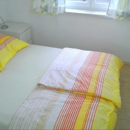 Topwohnung 45m2 Oder Weisses 15 M2 - Naehe Gruenberg * Gmunden