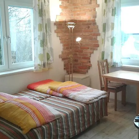 Topwohnung 45m2 Oder Weisses Budget 15 M2 - Naehe Gruenberg Apartament *