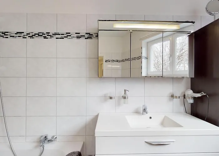 Topwohnung 45m2 Oder Weisses Budget 15 M2 - Naehe Gruenberg