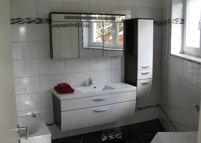 Topwohnung 45m2 Oder Weisses Budget 15 M2 - Naehe Gruenberg * Gmunden